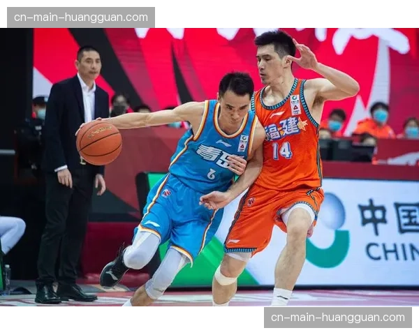 福建浔兴队结束赛季征程,朱世龙主教练确认将继续执教 福建浔兴队结束赛季征程,朱世龙主教练确认将继续执教