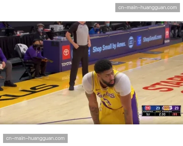 关键对位:麦迪逊与罗德里在禁区弧顶区域的攻防较量,将影响双方进攻渗透效率 关键对位:麦迪逊与罗德里在禁区弧顶区域的攻防较量,将影响双方进攻渗透效率