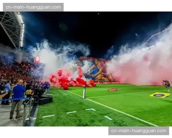 深度调查:愈演愈烈的球场暴力,意大利极端球迷组织与安保系统的猫鼠游戏。